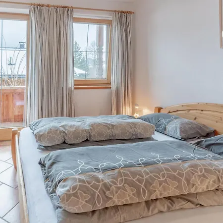 アパート Haus Fernwald Tim アルプバッハ