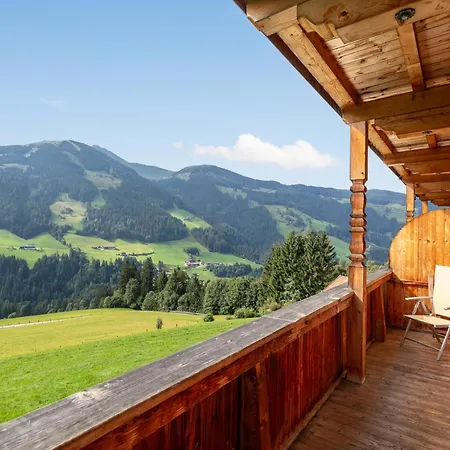 アパート Haus Fernwald Tim アルプバッハ